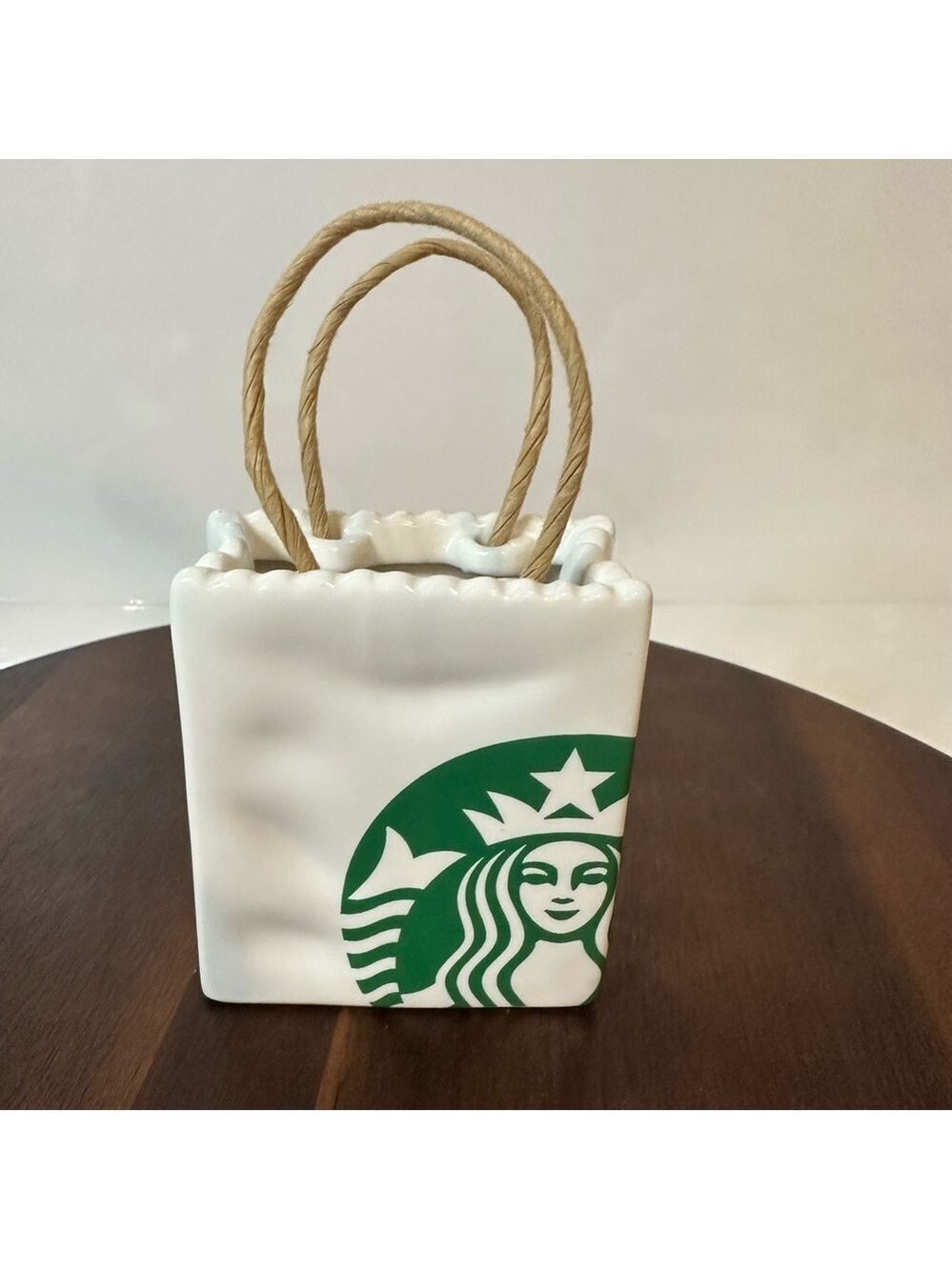 Starbucks 2018 Ceramic Tote Bag Ornament Gift Card Holder Christmas Tree Decor